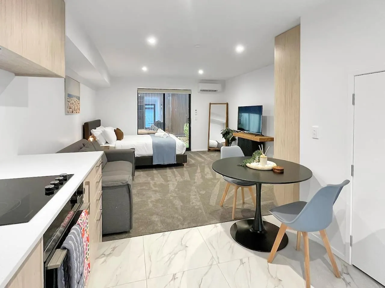 Apartment Lovely Cbd Studio On Allen Christchurch New Zealand