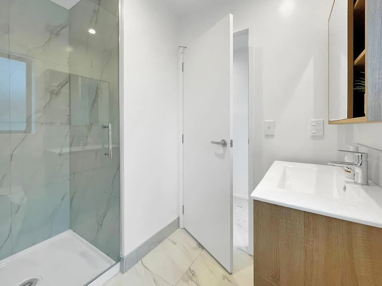 Lovely Cbd Studio On Allen Κράισττσερτς 0*,